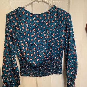 Buckle cheetah long sleeve shirt